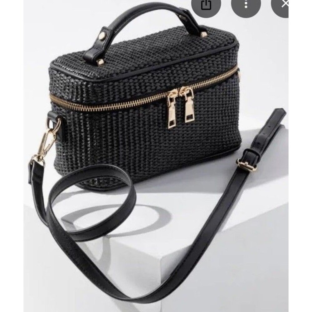 Shiraleah Black Woven Crossbody Bag Top Handle Mini Purse Gold Hardware - Picture 4 of 7